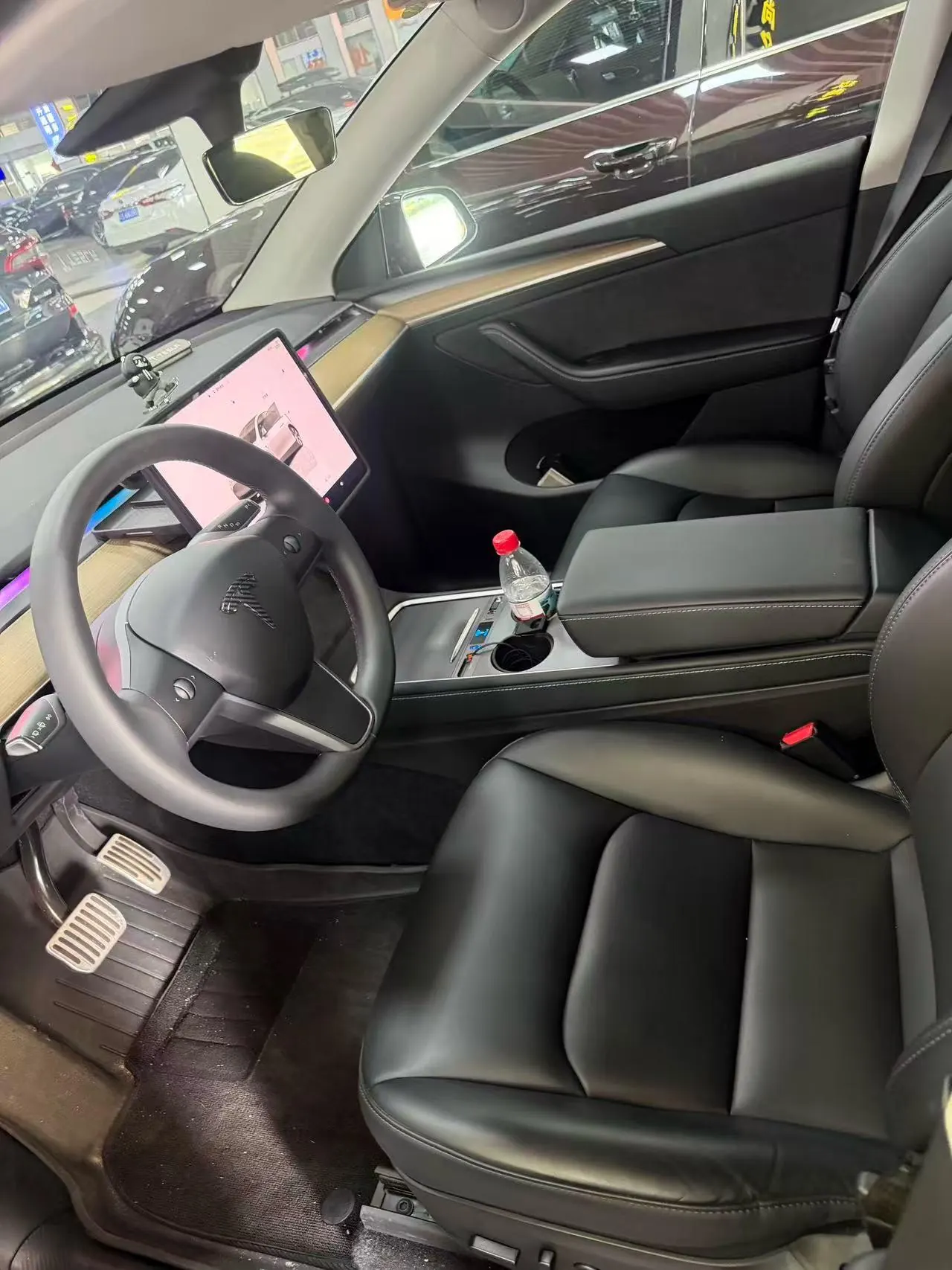 Tesla 2022 Model Y rear-wheel drive version automatic transmission 3