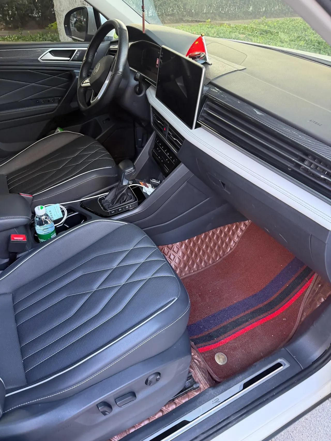 Volkswagen 2022 Tiguan L R-Line 2.0TSI 330TSI Two-Drive R-Line Overdrive Automatic Gear 2
