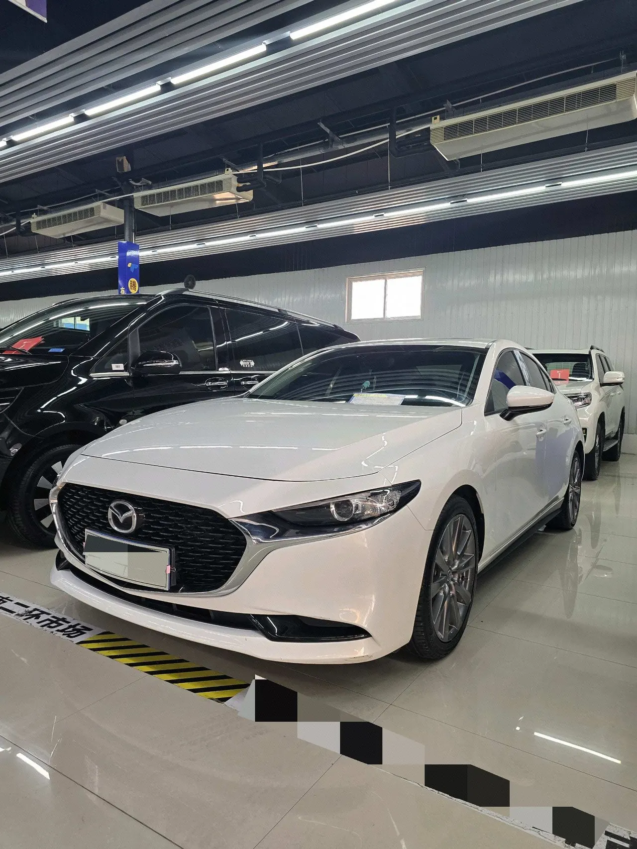 Open image lightbox: Mazda 3 Oncorsela 2021 Mazda 3 Oncorsela-sedan 2.0 elegant automatic gear