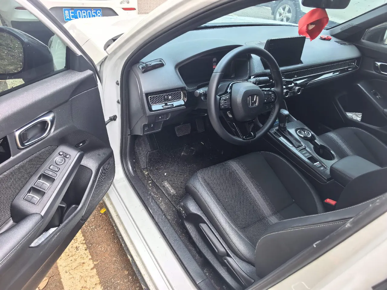 Honda 2025 Civic 1.5T Stepless 240TURBO Zhiqu Pro Automatic Gear 4