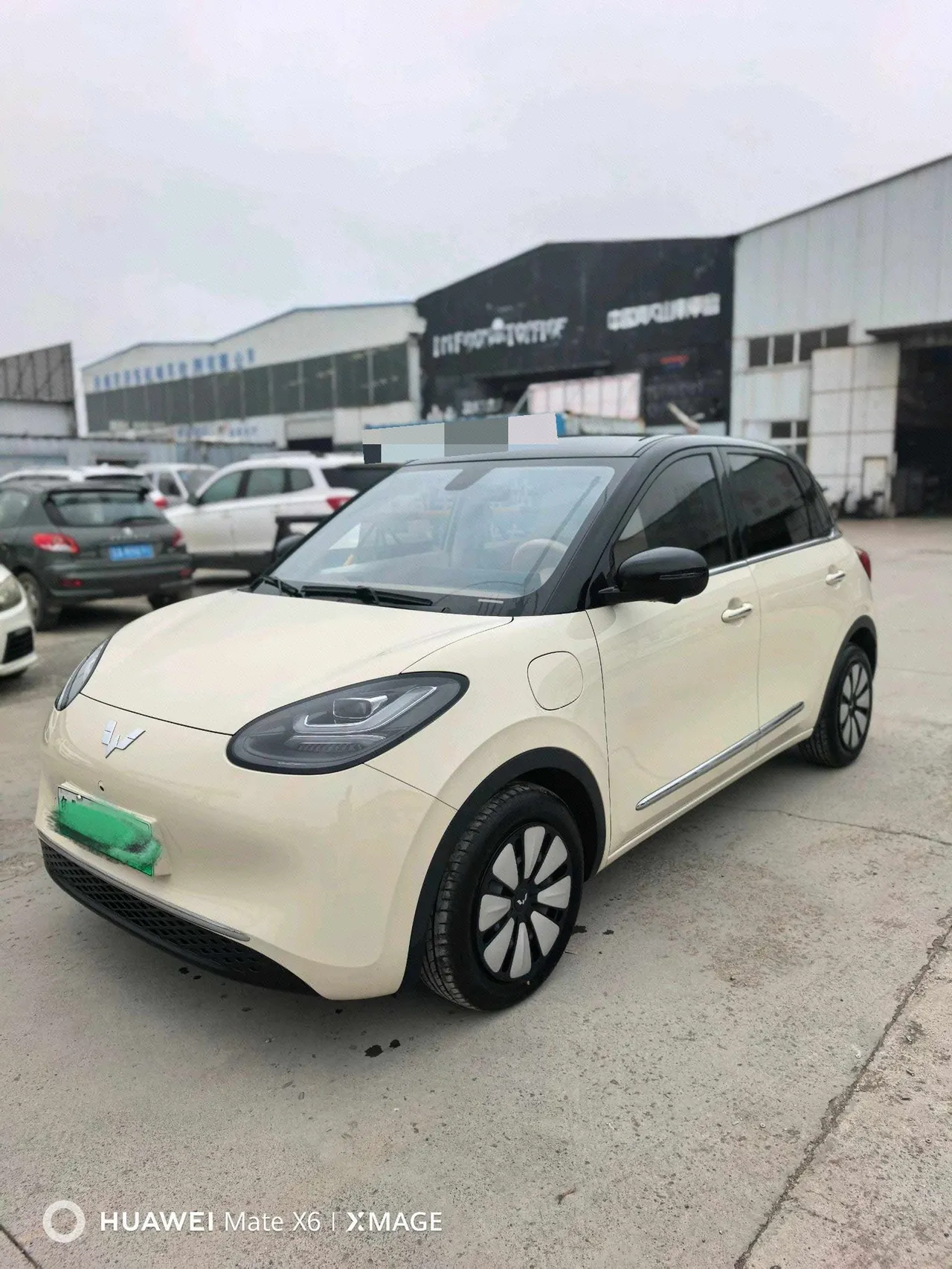 Open image lightbox: WuLing 2025 Plantronics 410km LingBox Exclusive Automatic Transmission