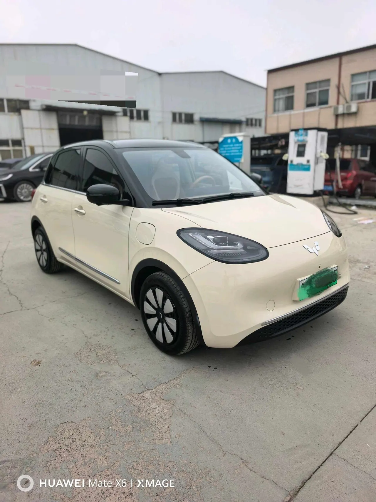 WuLing 2025 Plantronics 410km LingBox Exclusive Automatic Transmission 4