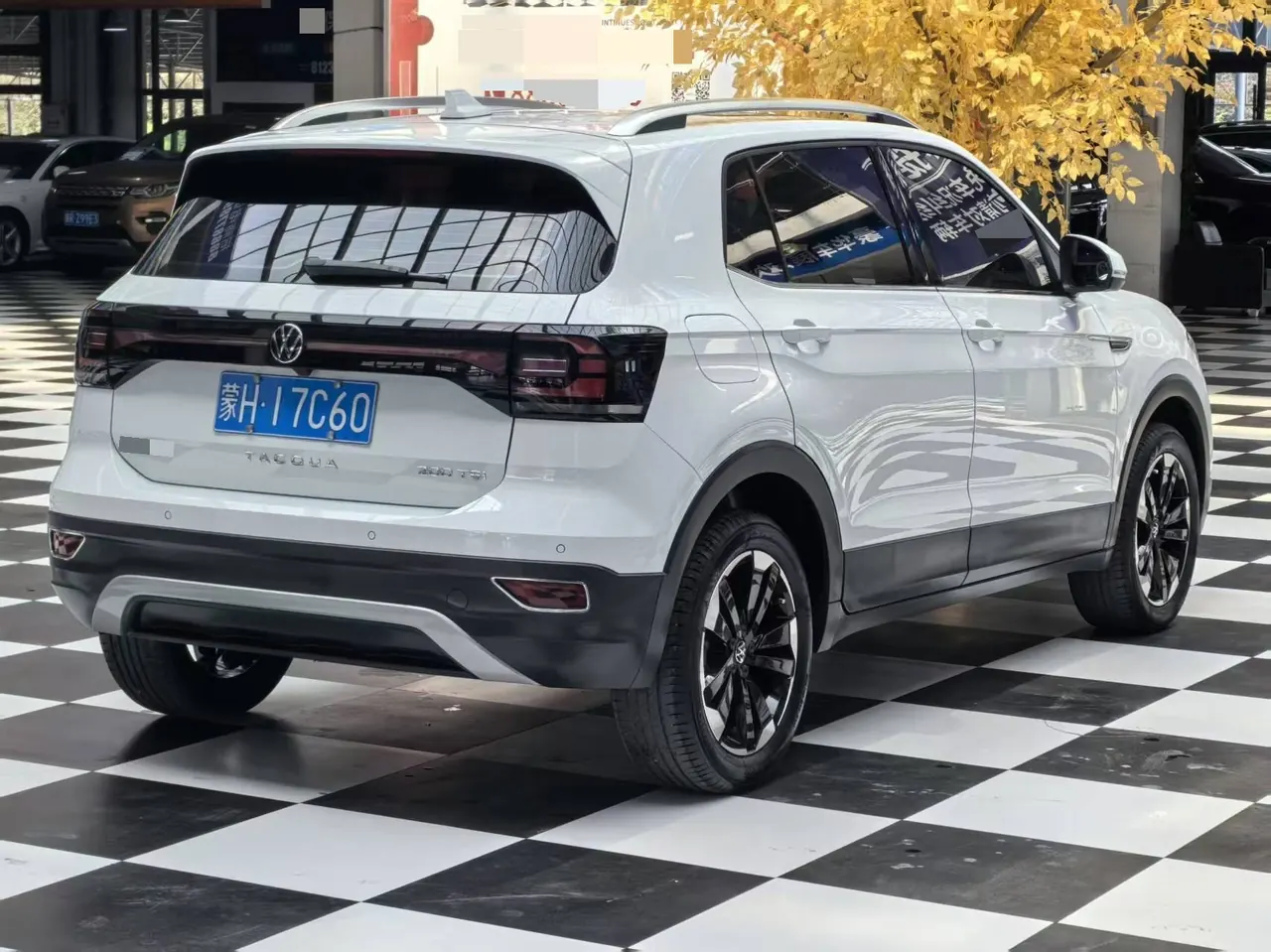 Volkswagen 2023 T-Cross 1.2TSI 200TSI Smart Connect Version Automatic 4