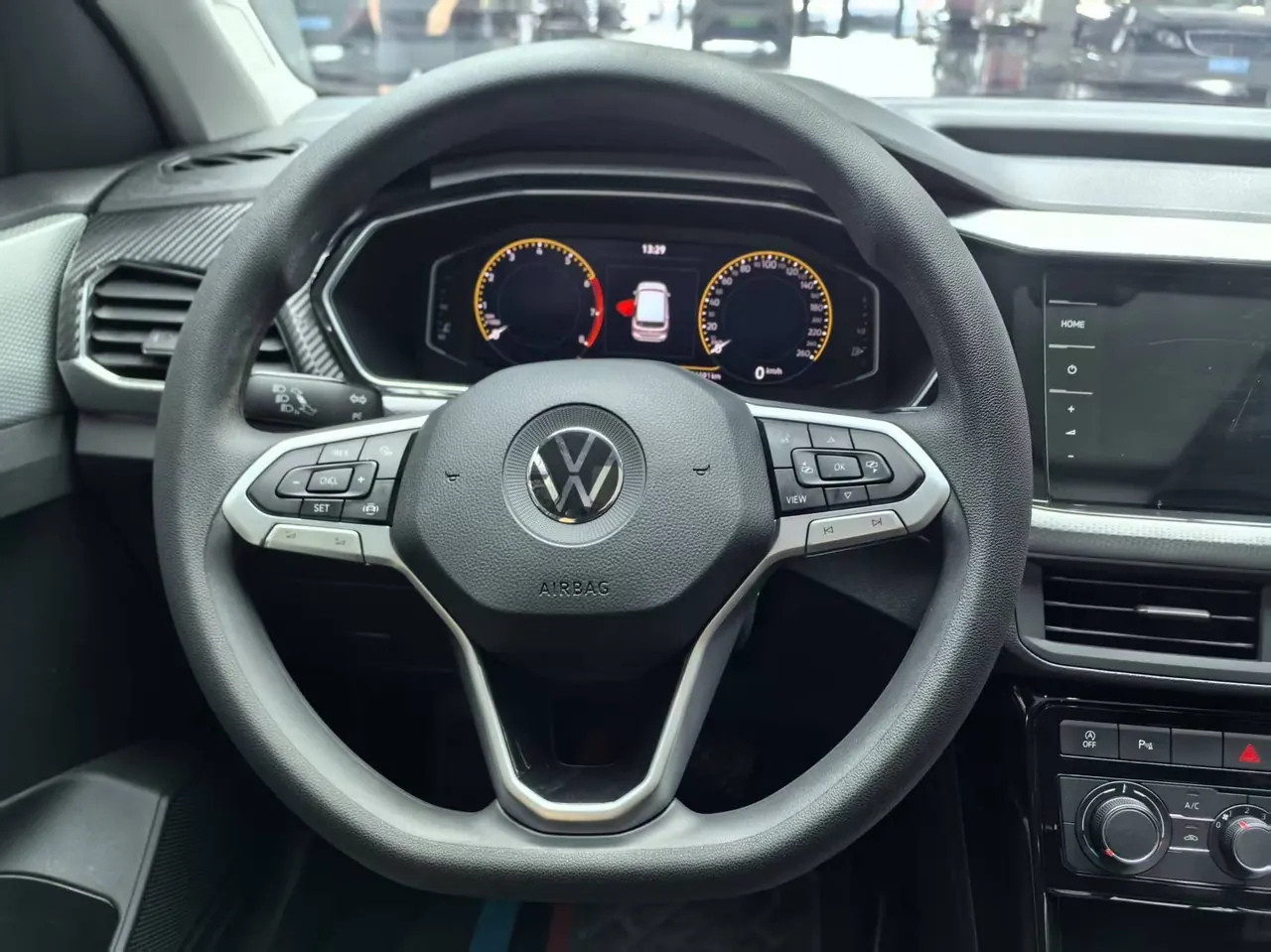 Volkswagen 2023 T-Cross 1.2TSI 200TSI Smart Connect Version Automatic 7
