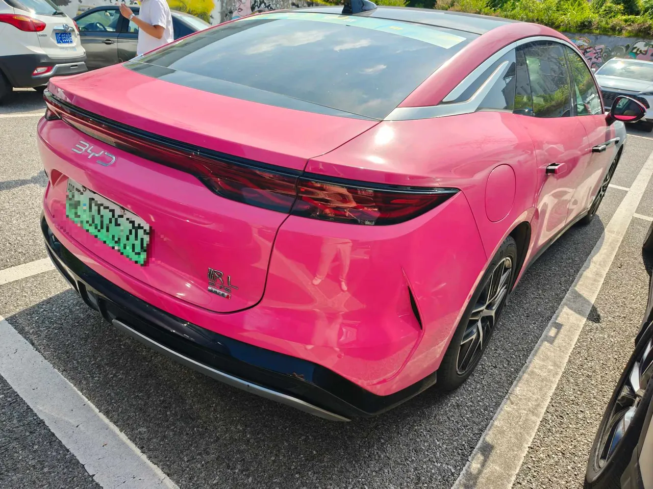 BYD 2025 Han L EV four-wheel drive laser Radar flagship automatic gear 8