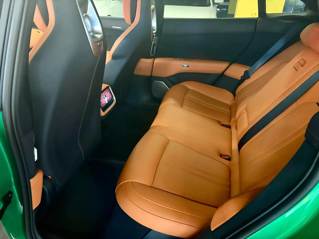 MI 2025 YU7 Long Endurance Rear Drive Automatic Gear 4
