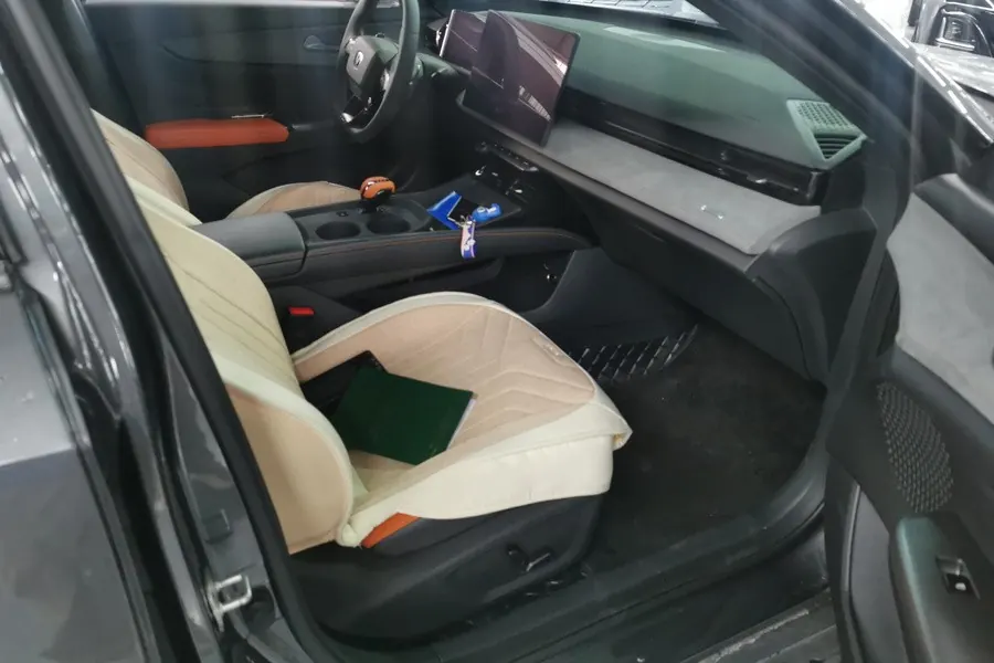ChangAn 2025 UNI-V 2.0T Jin Qing type automatic gear 7