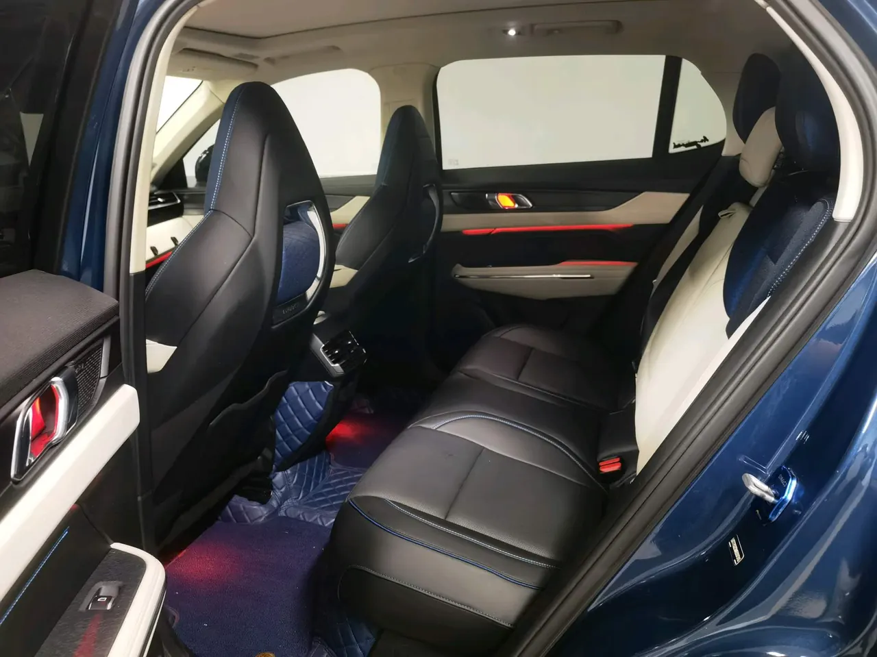 LYNK&amp;CO 2021 LYNK&amp;CO 01 2.0TD Two-wheel Drive Pro Automatic Gear 10