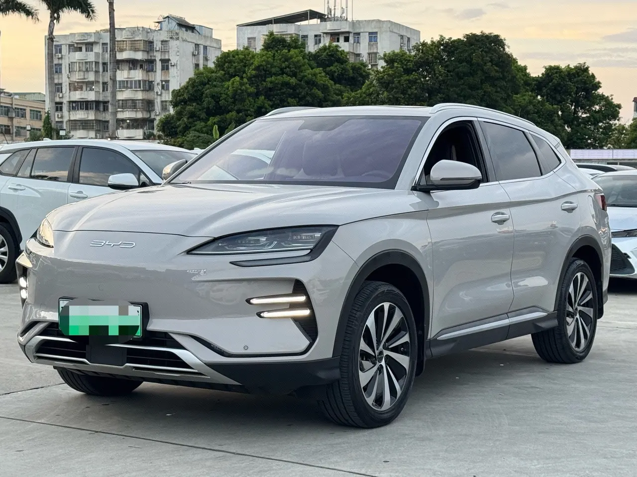 Open image lightbox: BYD Song PLUS New Energy 2025 Song PLUS EV 520km Luxury Automatic Gear