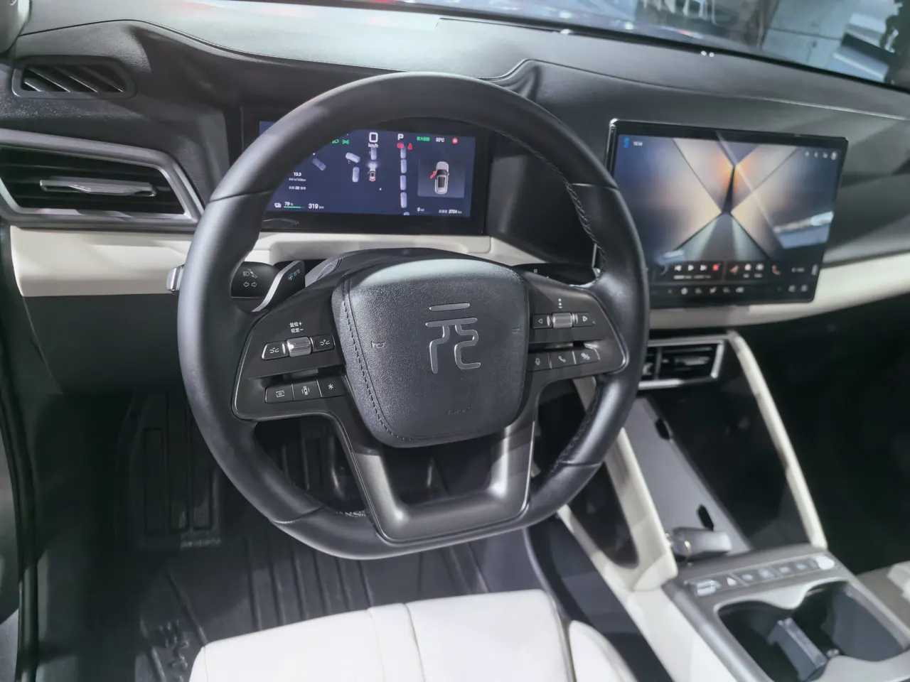 BYD 2025 Yuan UP Smart Driving 401KM Vital Automatic Gear 8