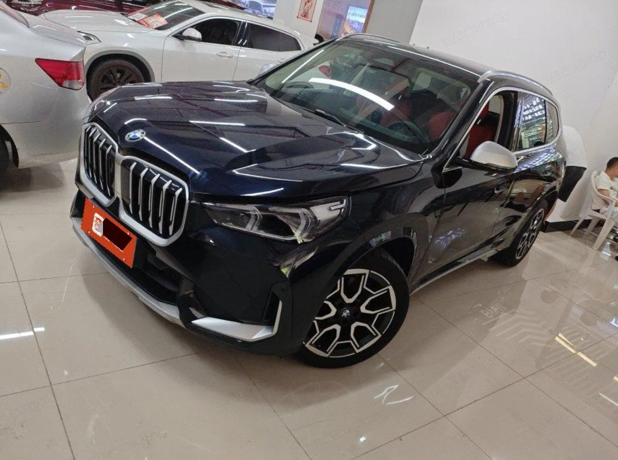 Open image lightbox: BMW 2024 X1 sDrive25Li 2.0T X design set automatic gear