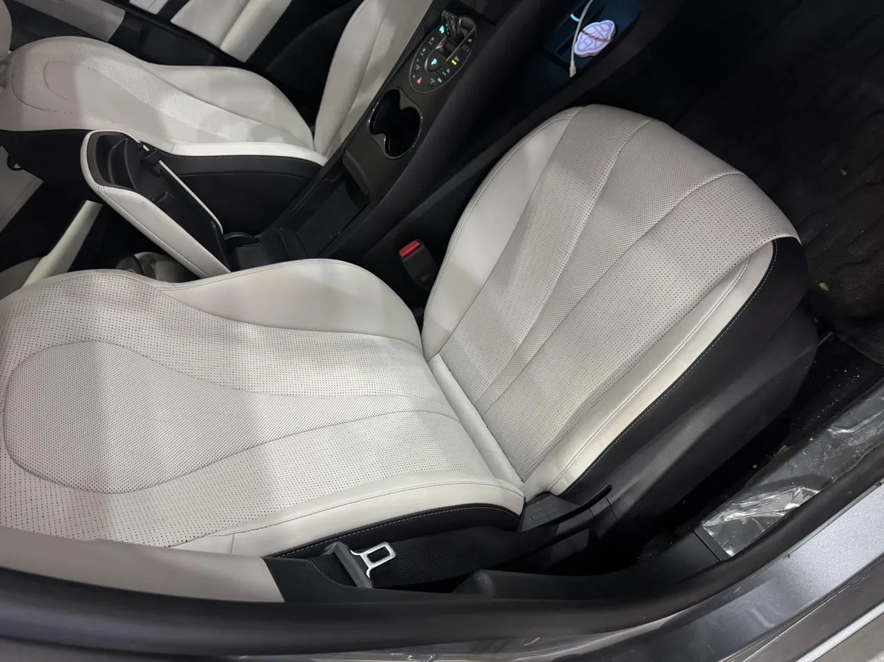 BYD 2025 seals 05 DM-i 1.5 stepless smart driving version 55KM luxury automatic gear 6