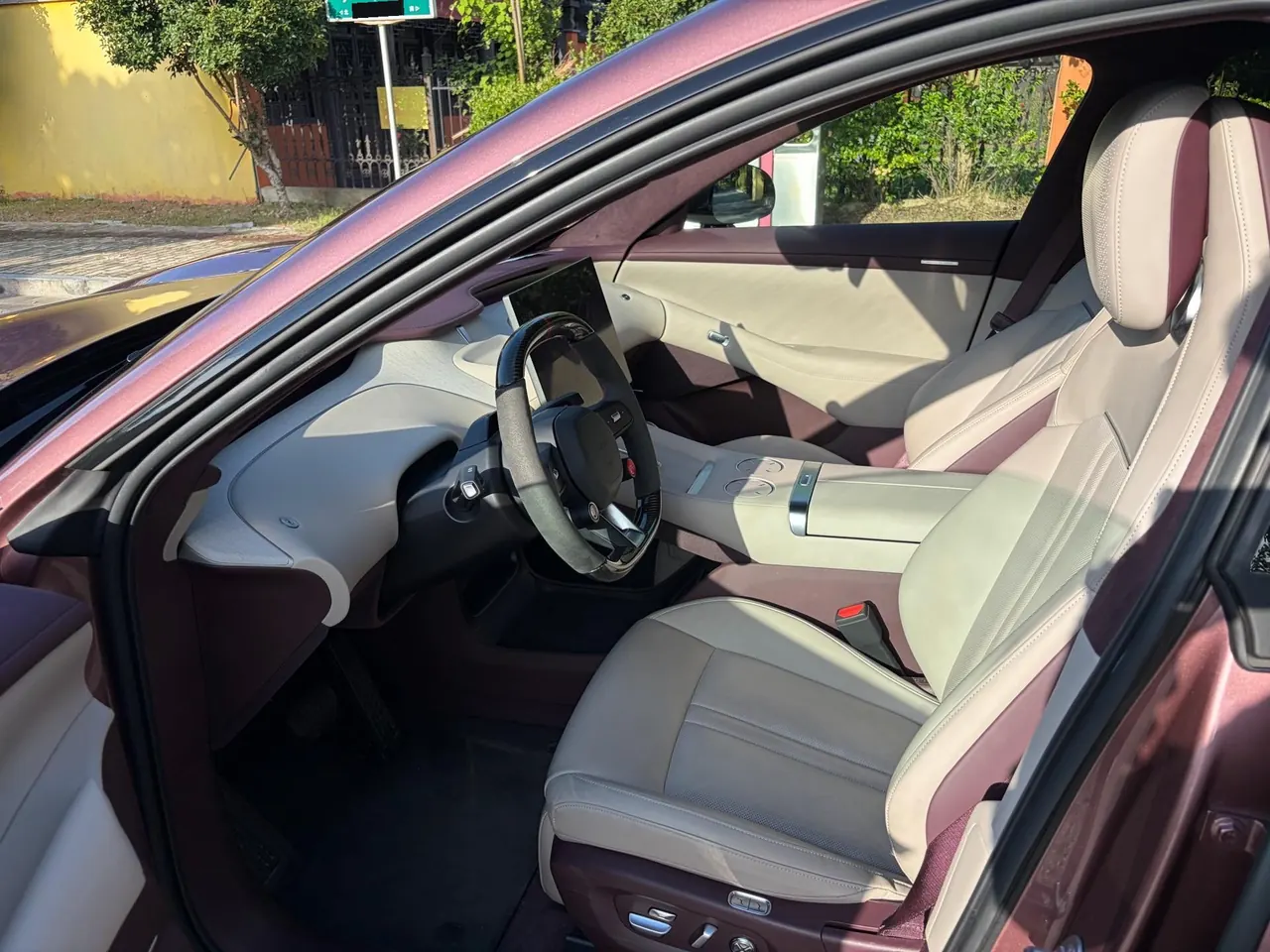 MI 2025 YU7 Long Endurance High Performance Four-wheel Drive Max Edition Automatic Gear 7