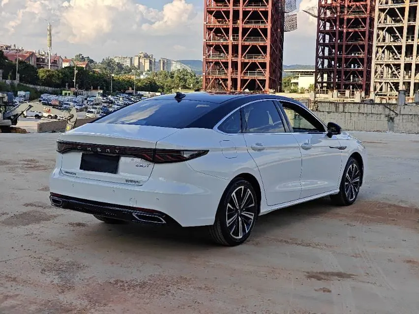 Chery 2025 Arrizo 8 Pro 1.6TGDI 290TGDI Luxury Automatic 4