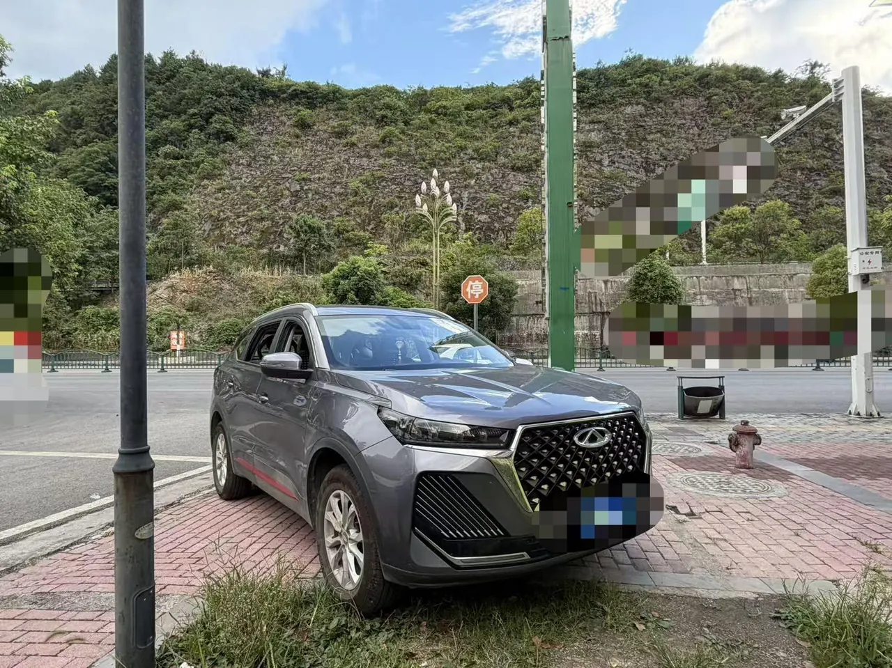 Chery 2025 Ruihu 7 1.5T Stepless Excellence Edition Global Edition Automatic Gear 3