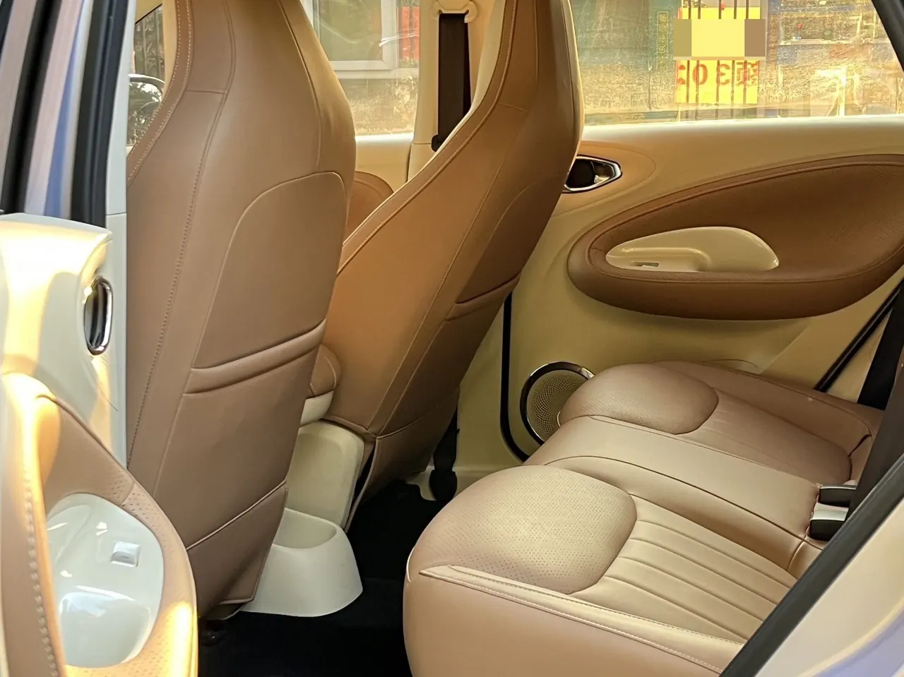 WuLing 2025 Plantronics 410km LingBox Exclusive Automatic Transmission 5