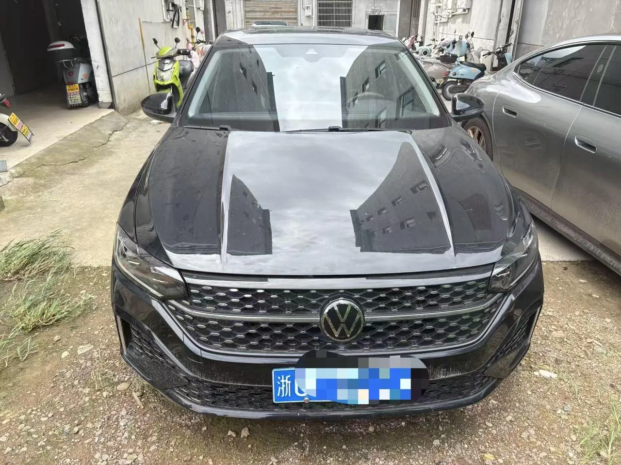 Volkswagen 2024 LaVida 1.5 5 Million Edition Automatic 2