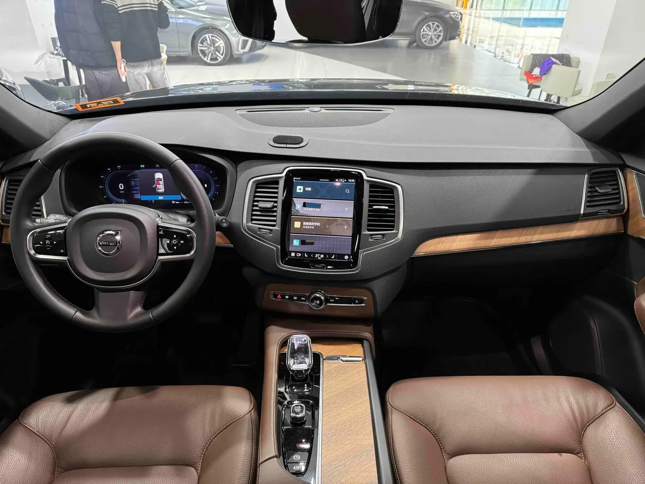 Volvo XC90 (Imported) 2024 XC90 48V 2.0T B5 Zhixing Deluxe Edition 7-seat Automatic Gear 6