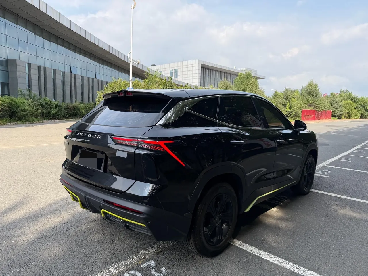 Jetour 2025 Dasheng 1.5T Exceed Edition Automatic Gear 7