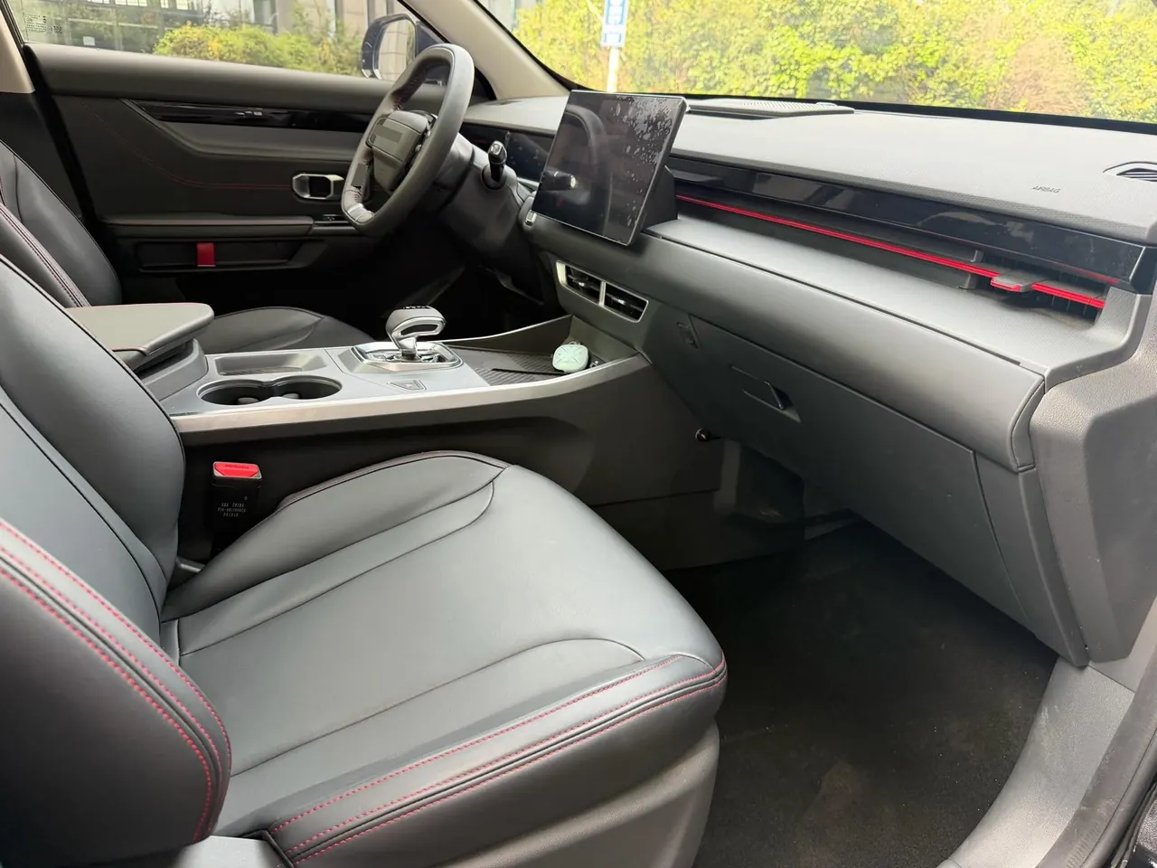 Jetour 2025 Dasheng 1.5T Exceed Edition Automatic Gear 9