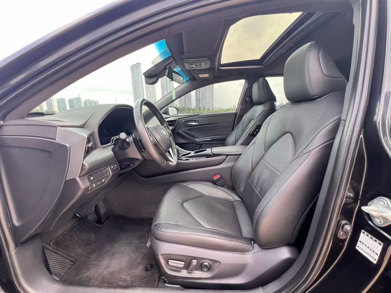 Toyota 2022 Asian Dragon 2.5 Deluxe Edition Automatic 8