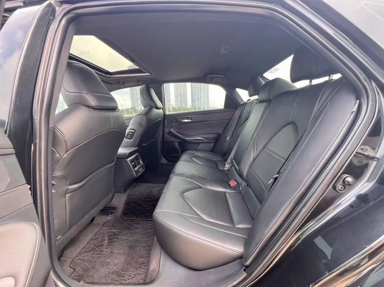 Toyota 2022 Asian Dragon 2.5 Deluxe Edition Automatic 9