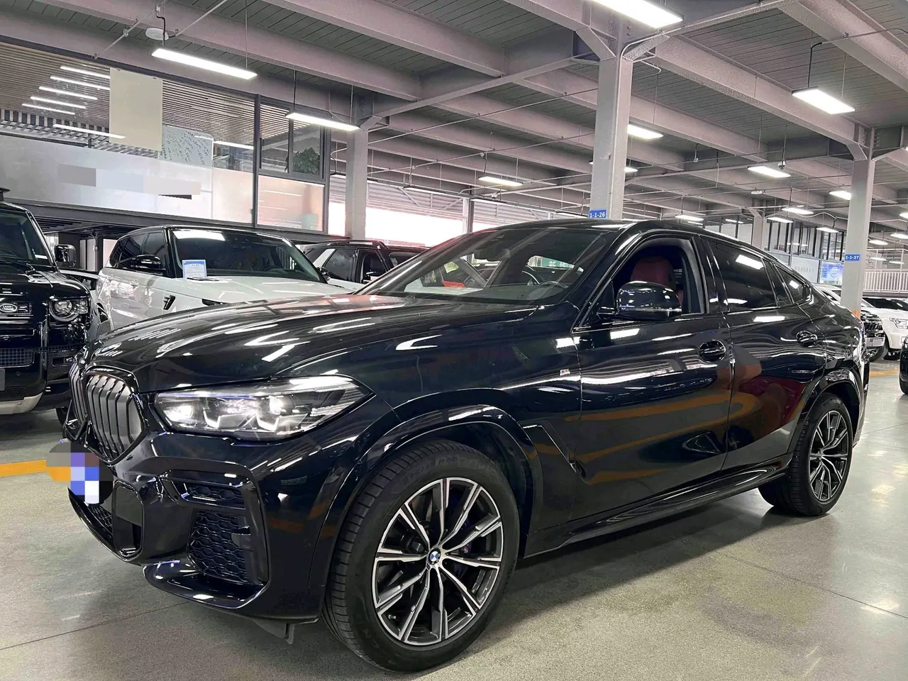 打开图片灯箱:BMW X6 (Imported) 2022 X6 xDrive30i 2.0T M Sports Suit (Modified) Automatic Gear