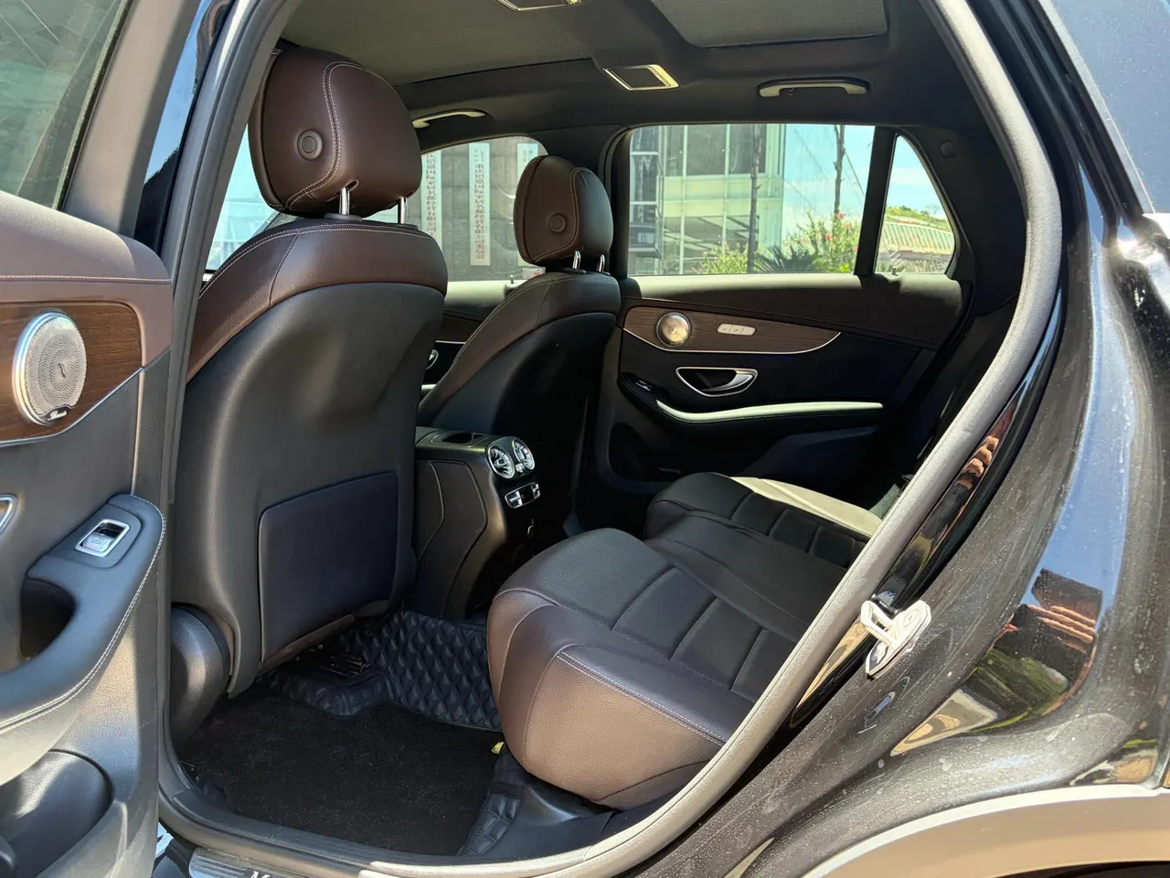 Mercedes Benz 2022 GLC 300 L 4MATIC 2.0T Dynamic (Modified) Automatic Gear 6