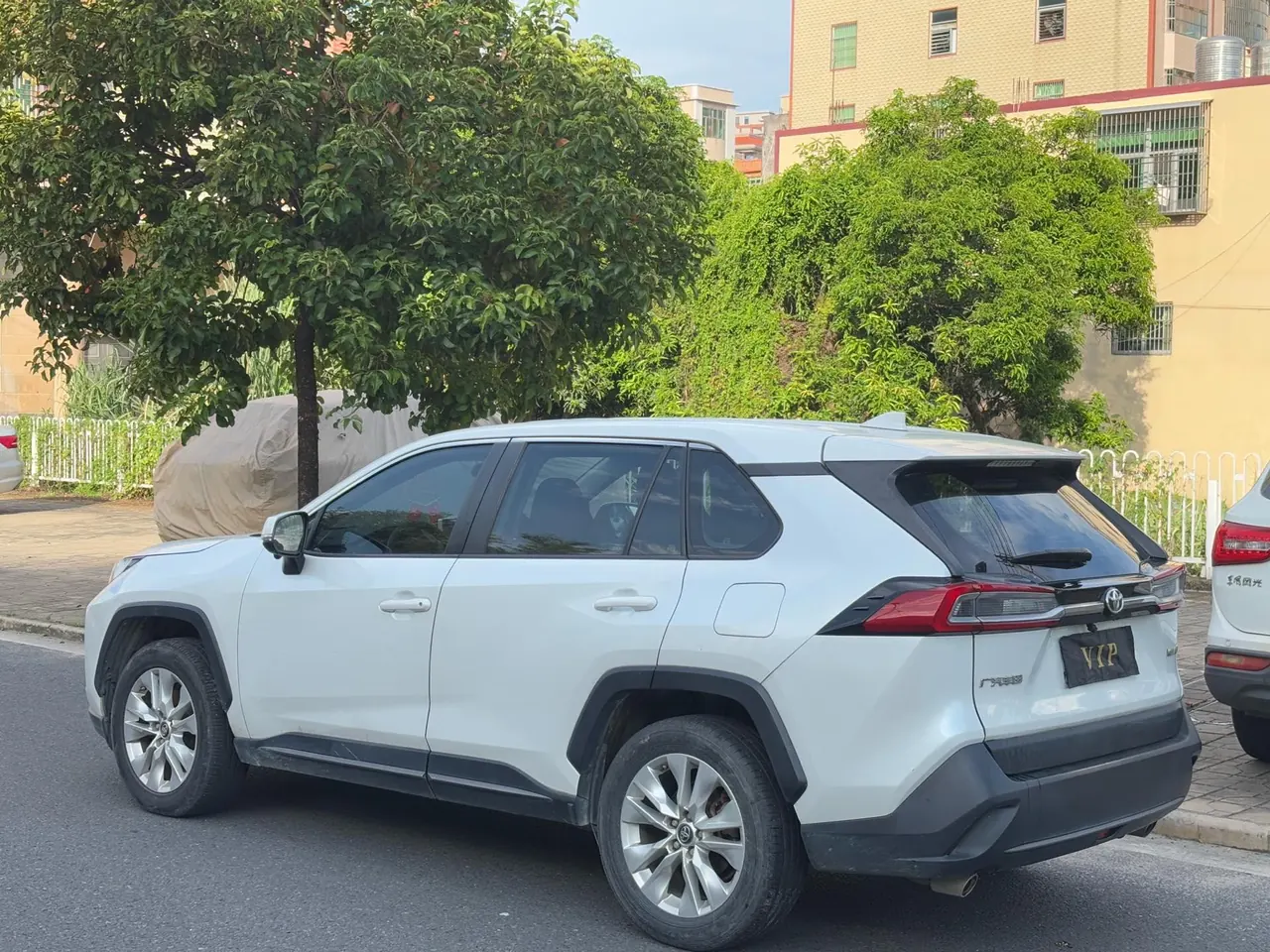 Toyota 2020 Wilanda 2.0 Stepless Two-Drive Leading Edition Automatic Gear 7