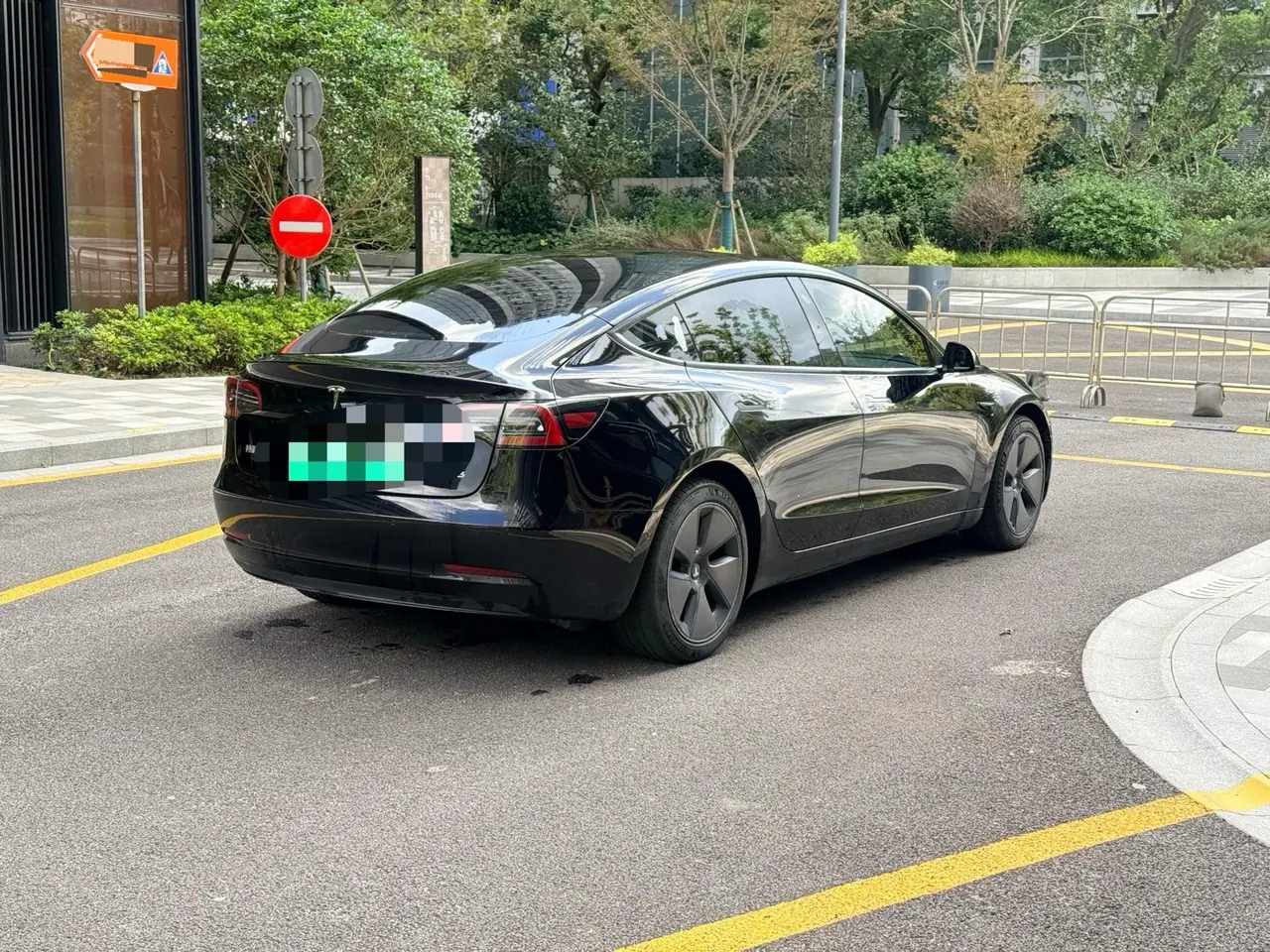 Tesla 2022 Model 3 rear-wheel drive version of automatic transmission 9