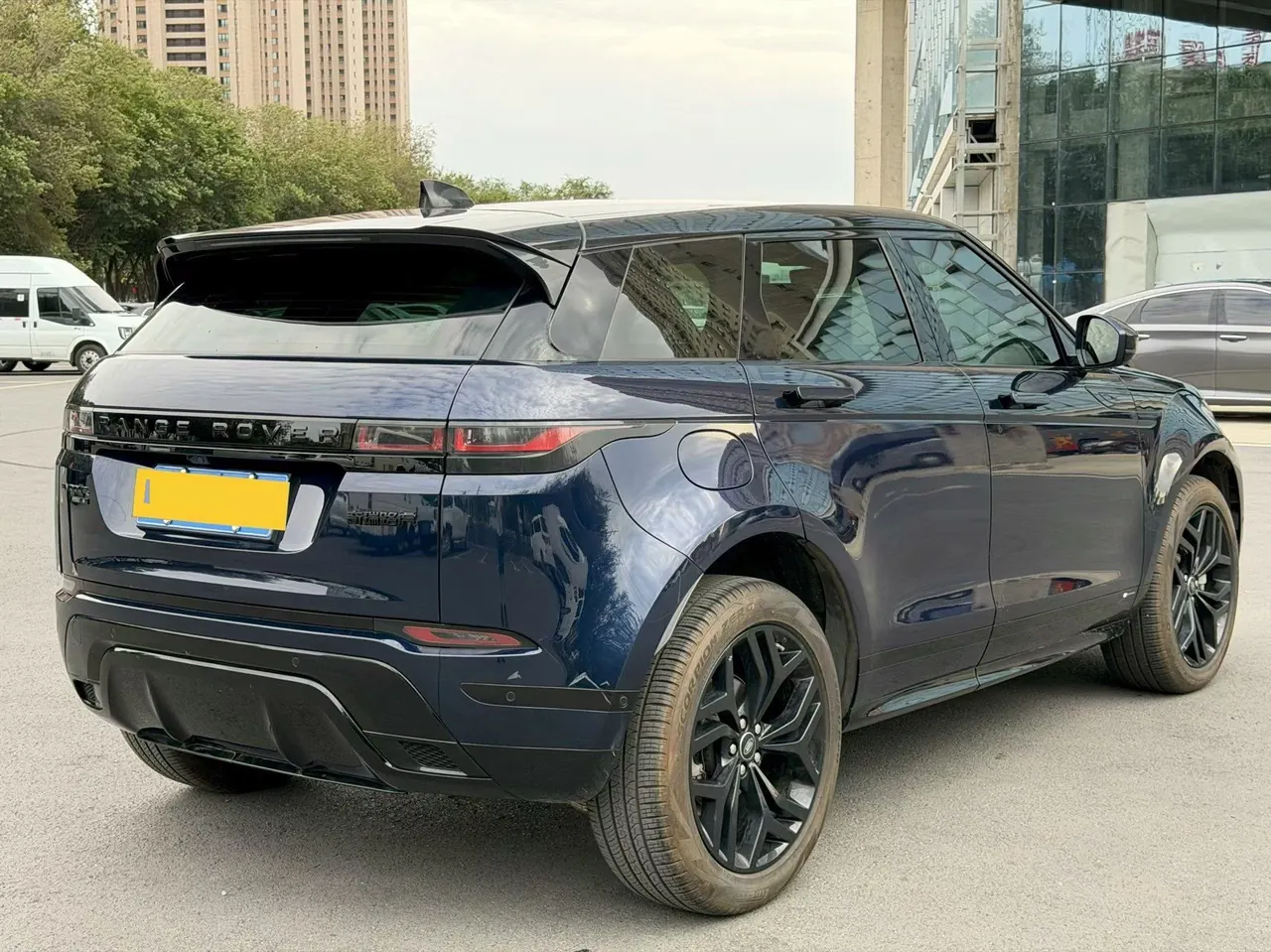 Land Rover 2020 Range Rover Aurora 48V 2.0T 249PS Youth Edition Automatic Gear 4