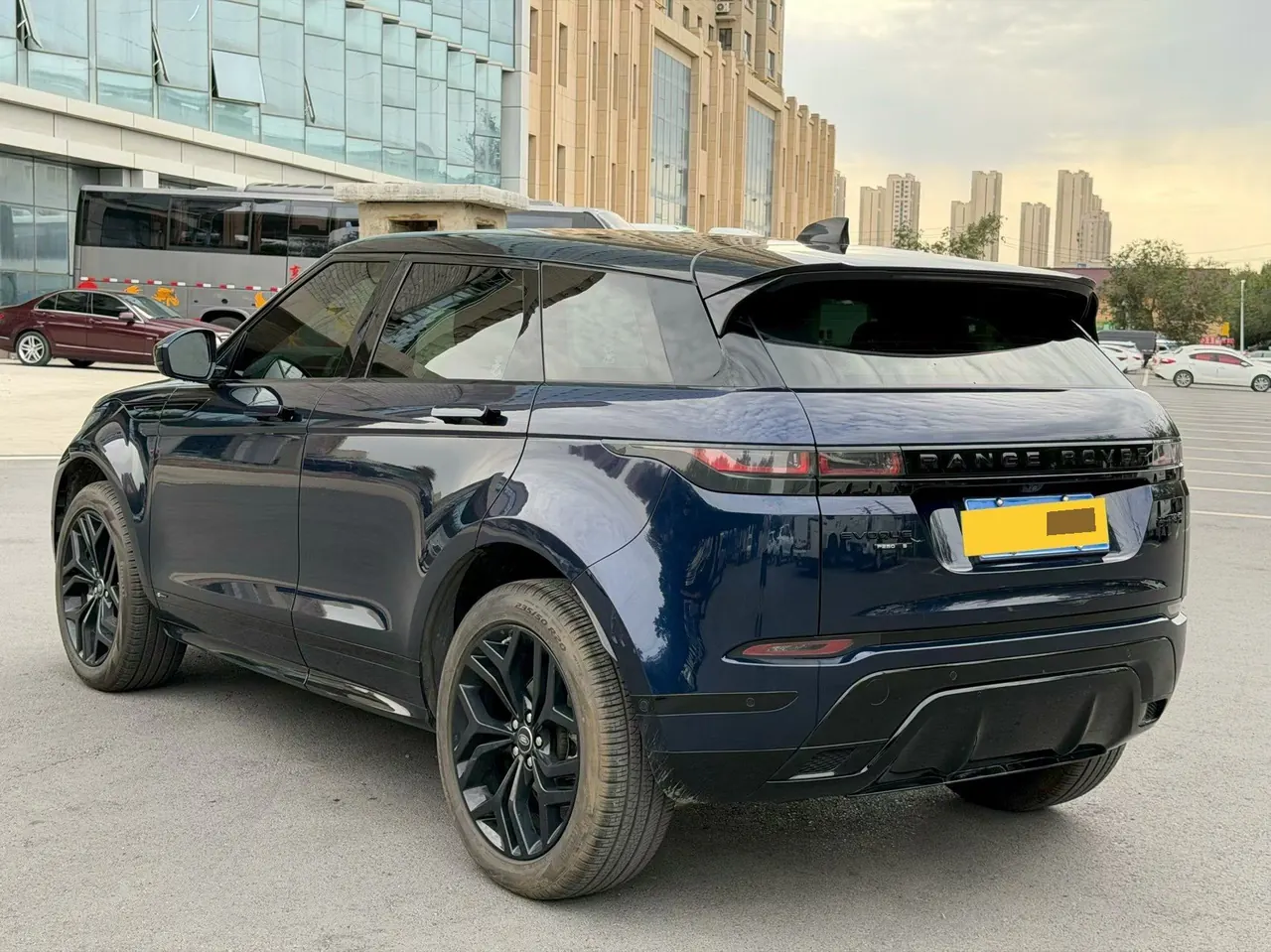 Land Rover 2020 Range Rover Aurora 48V 2.0T 249PS Youth Edition Automatic Gear 6