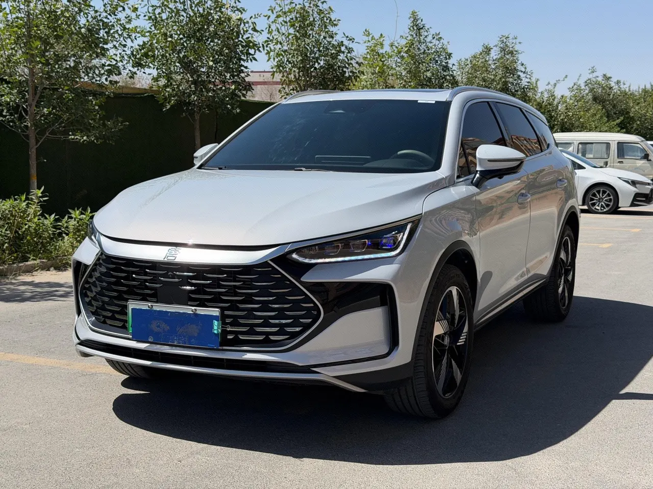 Open image lightbox: BYD Tang New Energy 2024 Tang DM-i 1.5T Stepless Glory Edition 112KM Honorable Automatic Gear