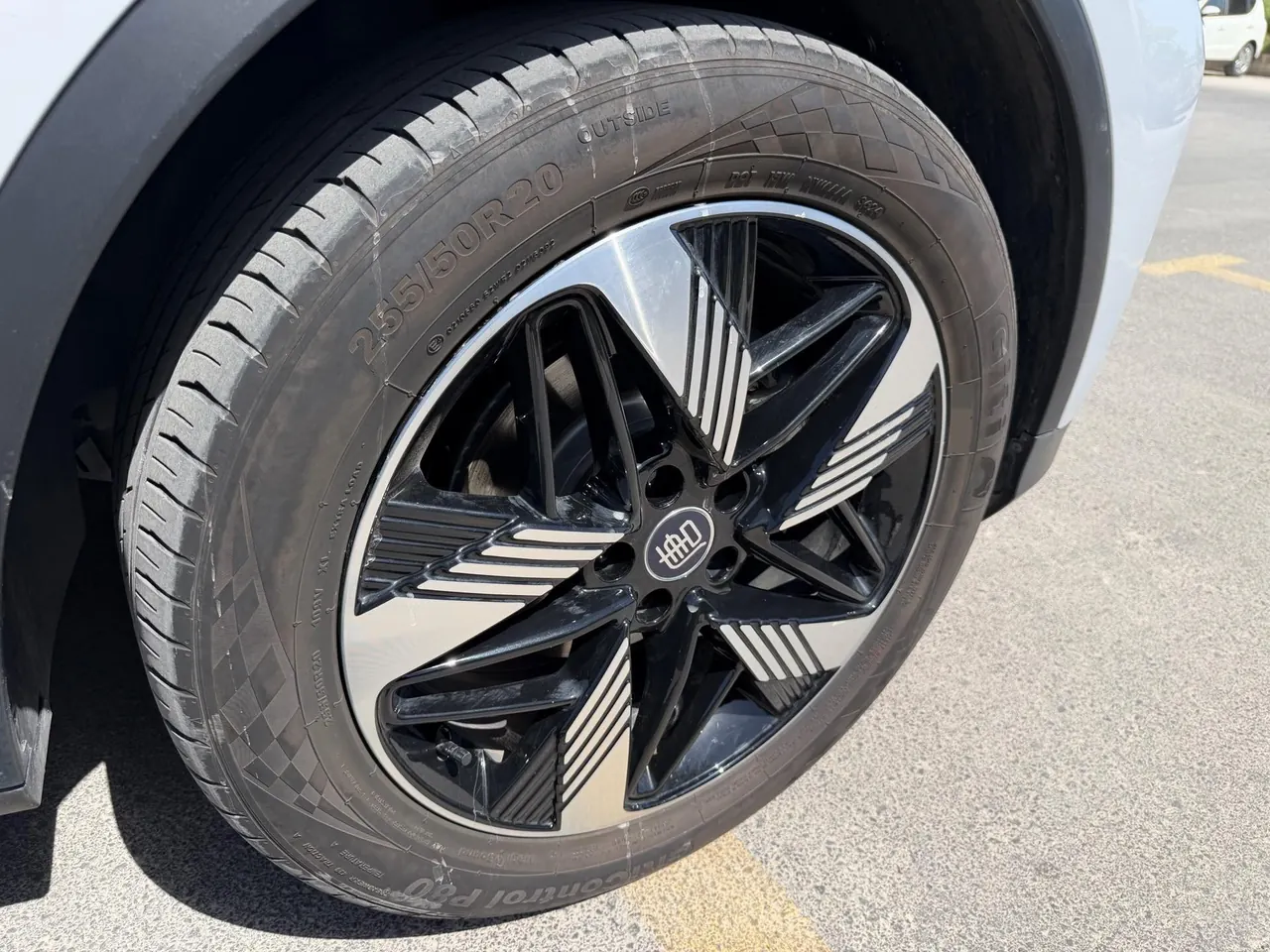 BYD Tang New Energy 2024 Tang DM-i 1.5T Stepless Glory Edition 112KM Honorable Automatic Gear 13