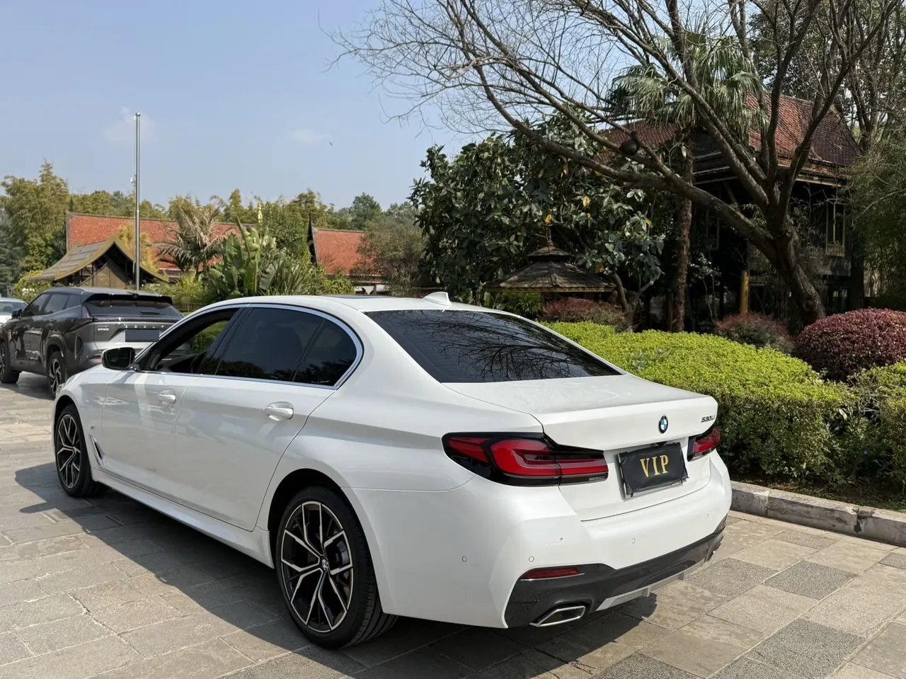BMW 5 Series 2023 530Li 2.0T Exclusive M Sports Suit Automatic Gear 4