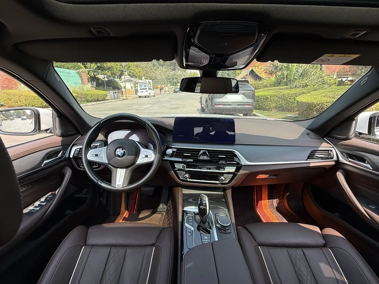 BMW 5 Series 2023 530Li 2.0T Exclusive M Sports Suit Automatic Gear 9