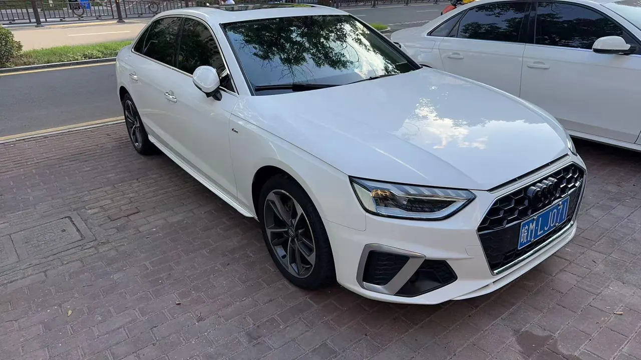 Audi 2020 A4L 2.0TFSI 40TFSI Deluxe Dynamic Automatic 2