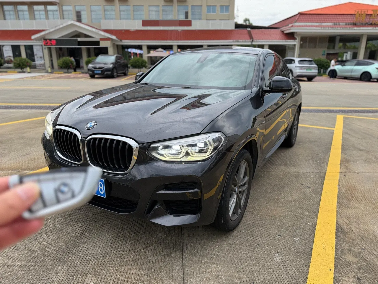 BMW X4 (Imported) 2020 X4 xDrive25i 2.0T M Sports Suit Automatic Gear - View 1