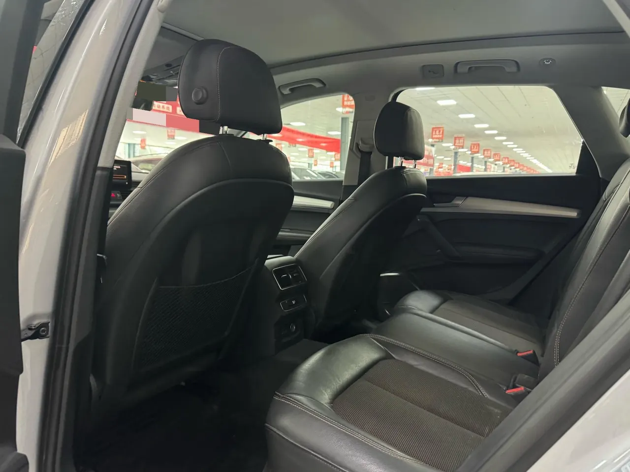 Audi 2020 Q5L 2.0TFSI 40TFSI enjoy aggressive automatic transmission 4