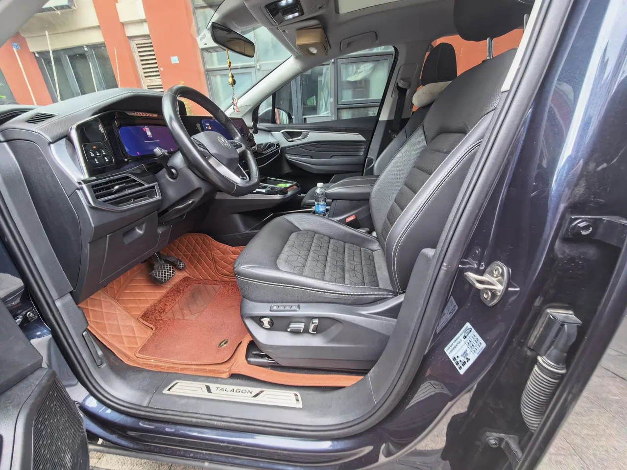 Volkswagen 2024 model range 2.0TSI 380TSI four-wheel drive luxury version Pro6 automatic gear 3