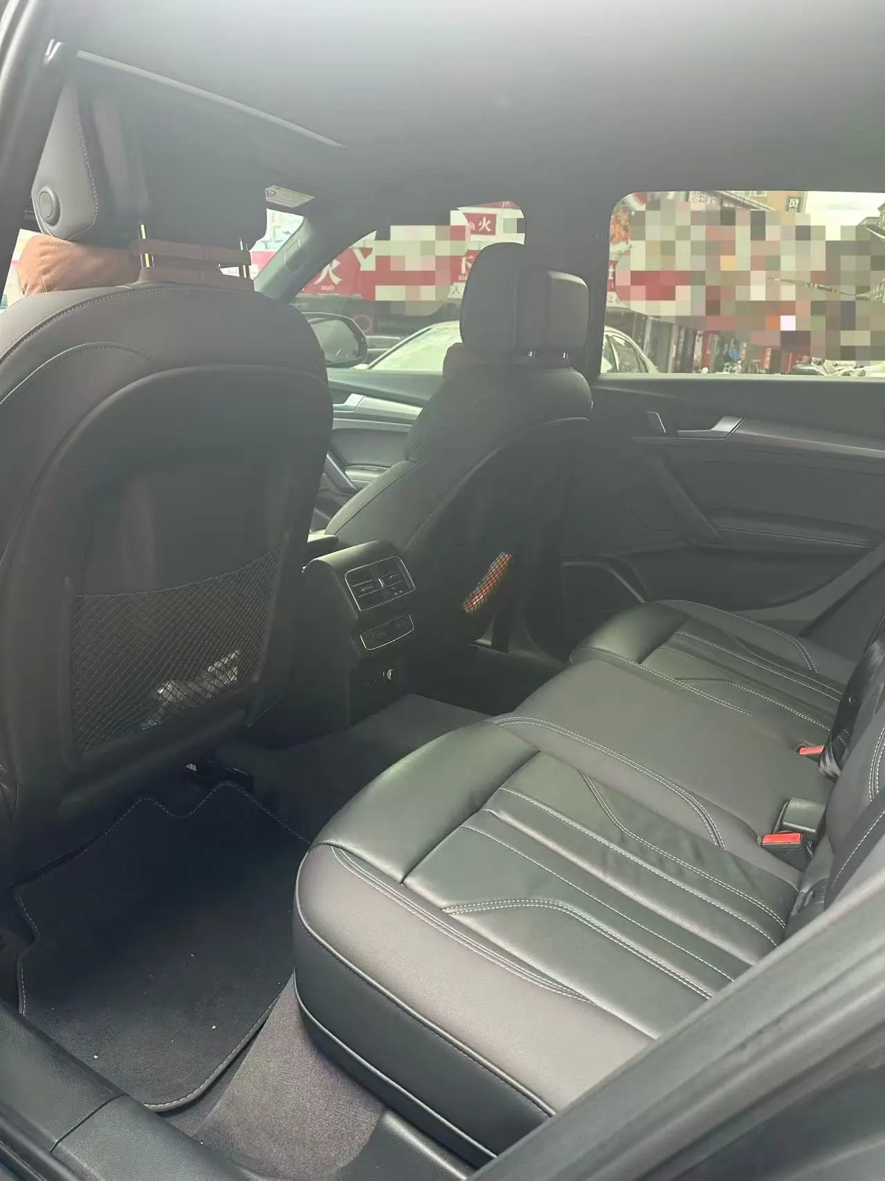 Audi 2024 Q5L 2.0TFSI 45TFSI luxury dynamic automatic transmission 4
