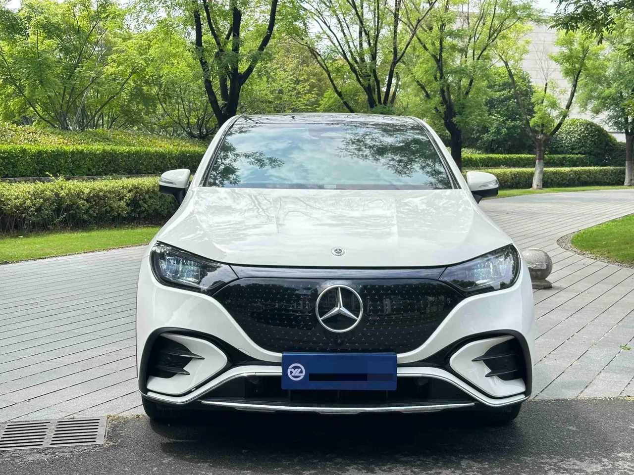 Mercedes Benz 2024 EQE SUV 500 4MATIC EQE SUV 500 4MATIC Pioneer Edition Automatic 2
