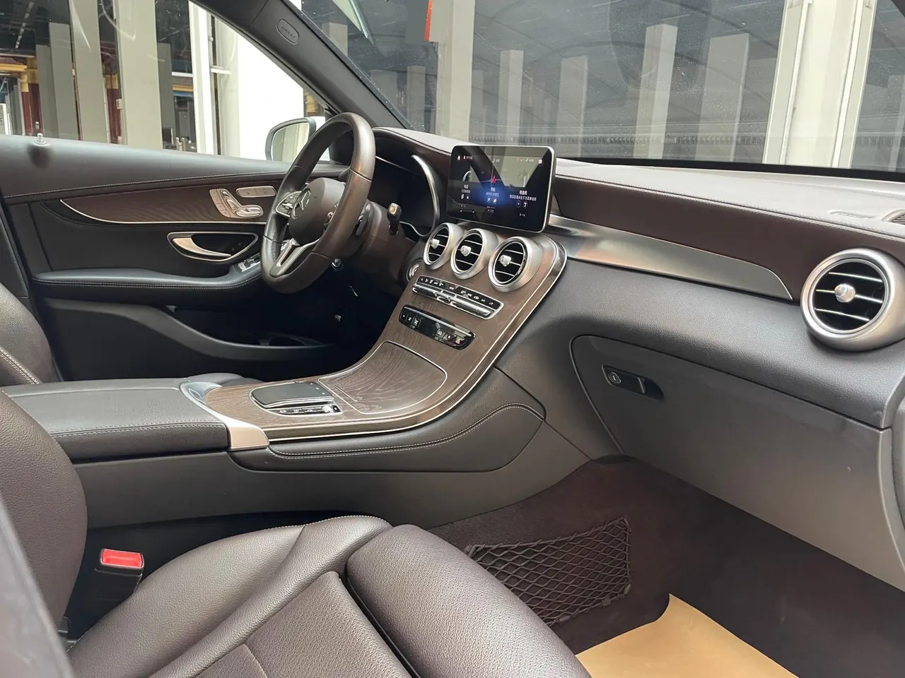 Mercedes Benz 2020 GLC 300 L 4MATIC 2.0T Dynamic Automatic 10