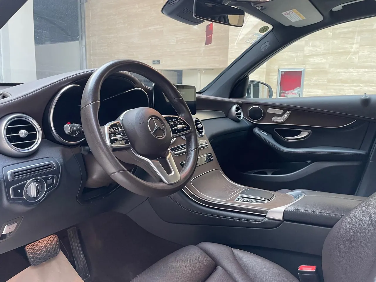 Mercedes Benz 2020 GLC 300 L 4MATIC 2.0T Dynamic Automatic 3
