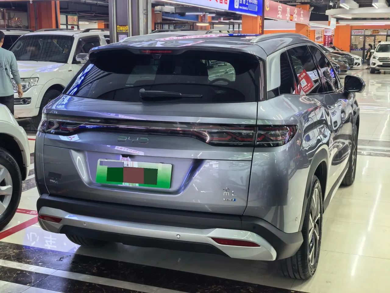 BYD 2026 Song L DM-i 1.5 Stepless 200KM Exceed Automatic Transmission 6