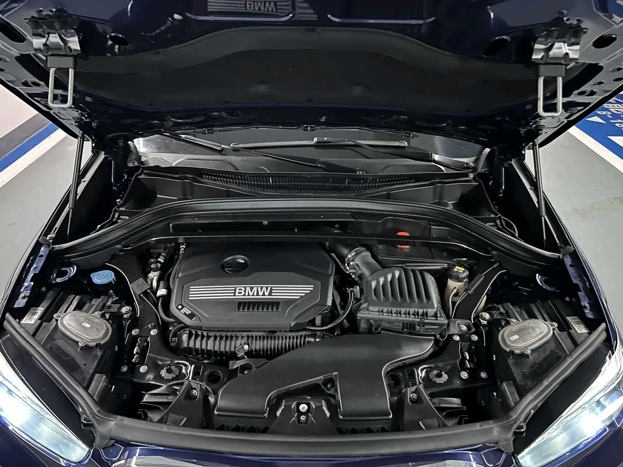 BMW 2020 X1 sDrive25Li 2.0T Leading Automatic Gear 17