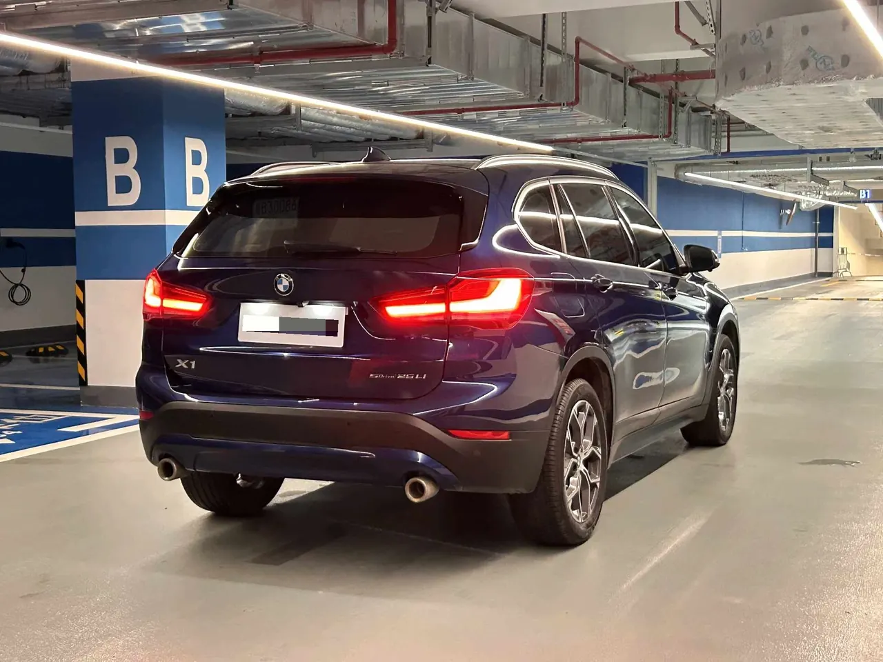 BMW 2020 X1 sDrive25Li 2.0T Leading Automatic Gear 4