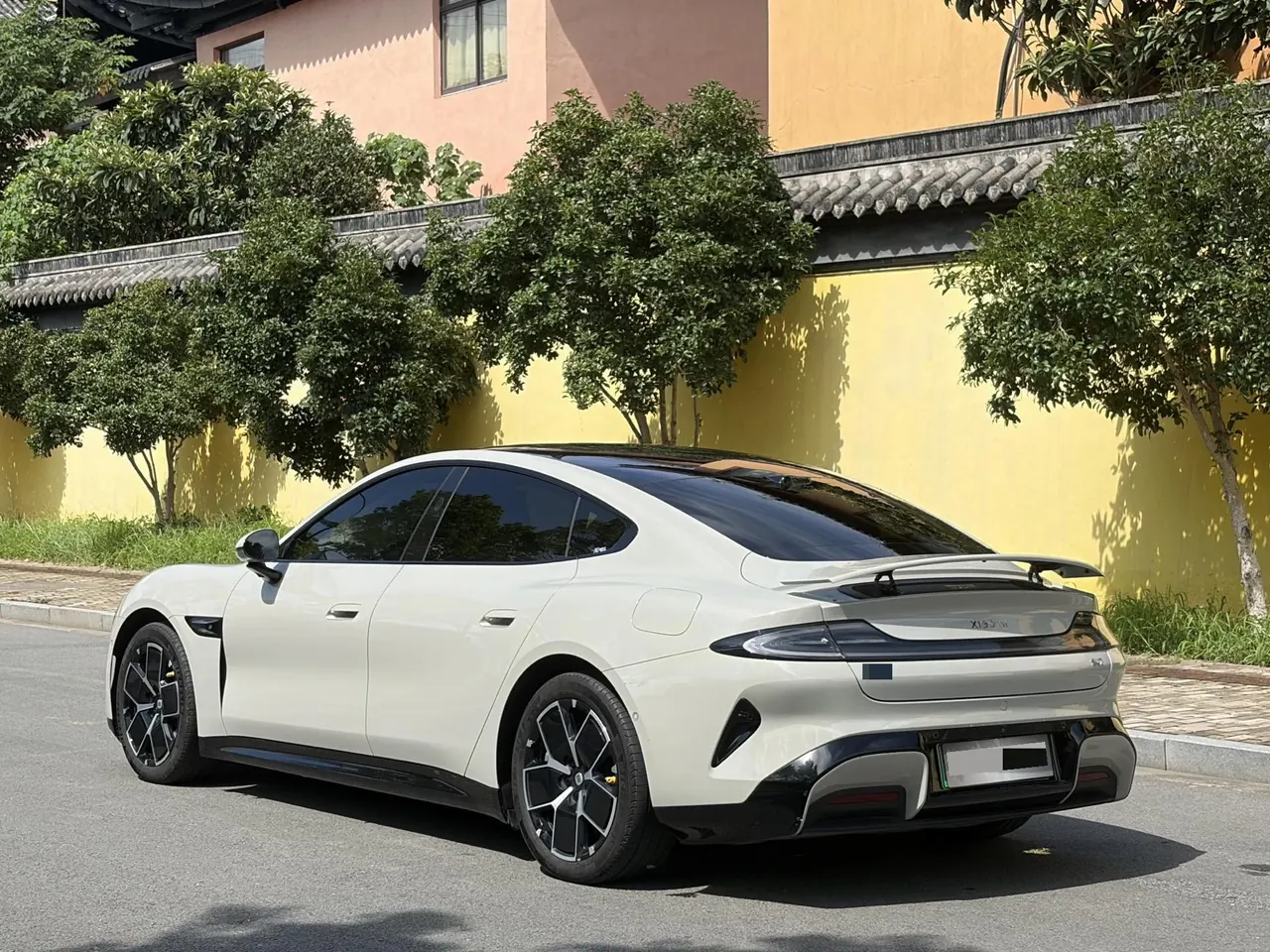 MI 2024 SU 7 830km Rear Drive Ultra Long Endurance High-end Smart Drive Pro Edition Automatic Gear 5