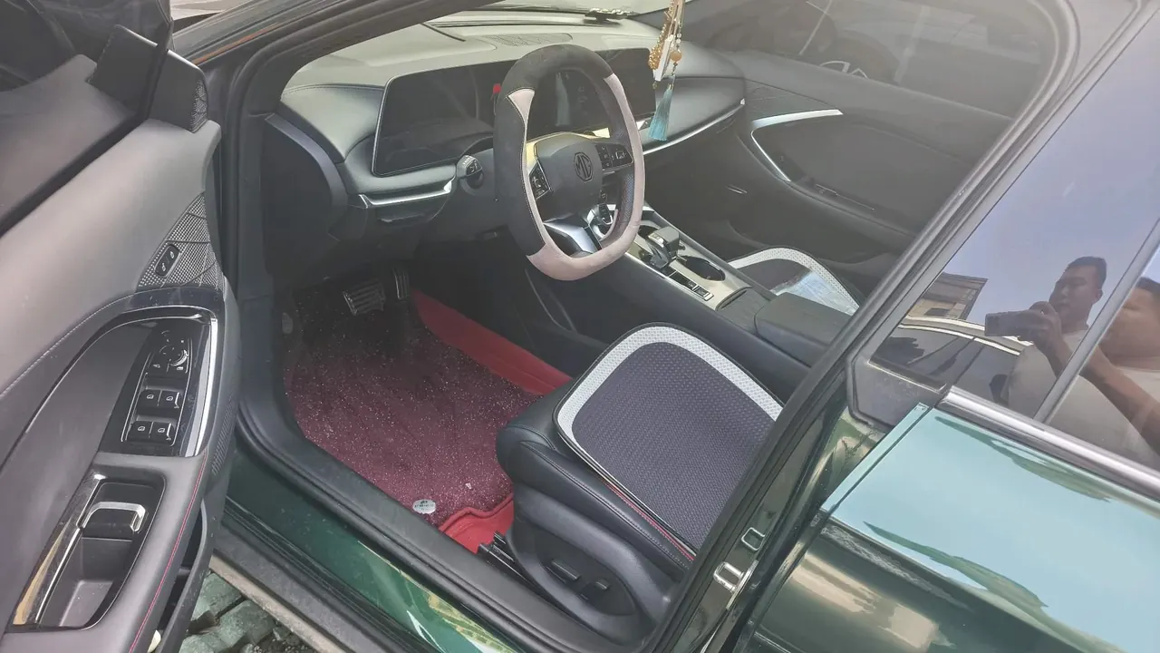 MG 2023 MG7 1.5T to US Deluxe Edition Automatic Gear 5