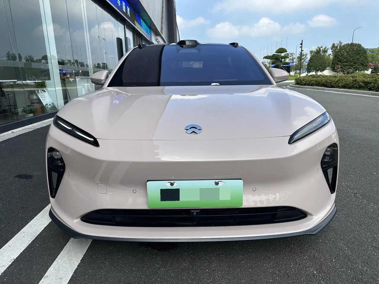 NIO 2024 ET5 75kWh automatic gear 2